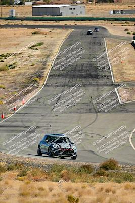 media/Oct-18-2025-Extreme Speed (Sat) [[d6d7e1fef1]]/Group 3 Purple/Session 3 (Turn 1)/